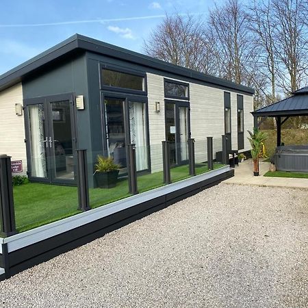 Silverdale Lodge Warton  Eksteriør bilde